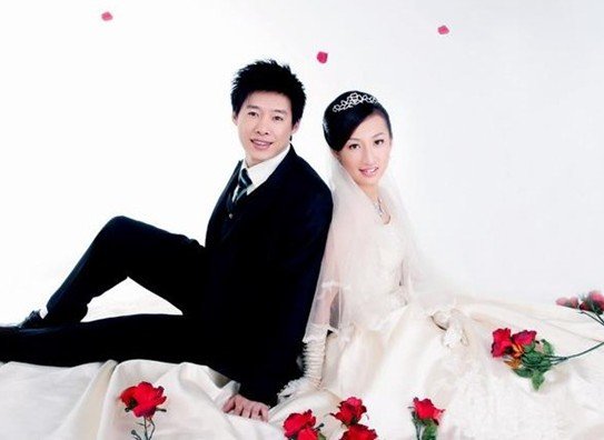 独臂侠徐毅人与妻子张睿颖