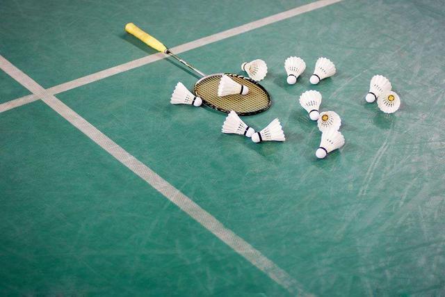 世界羽联将试行新规:发球时离地不超过1.15米