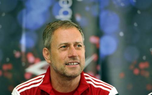 RP大比拼 国足攒的好