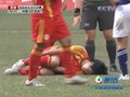 视频：女足半决赛 李琳积极拼抢被放倒
