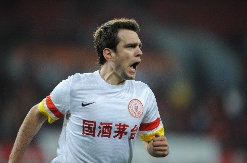 曝米西在贵州年薪4000万升舱=掏钱买矿泉水!