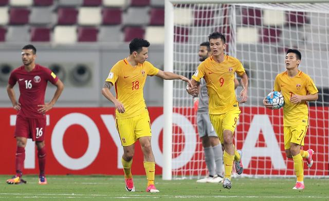 国足2-1卡塔尔仍无缘世界杯 郑智染红武磊绝杀