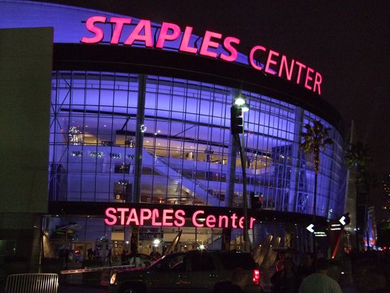 换个<em>马甲票价</em>翻十倍斯台普斯看球的那些事