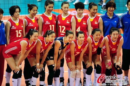深圳站<em>中国女排</em>3-0完胜泰国 郎平率<em>队</em>四连胜_