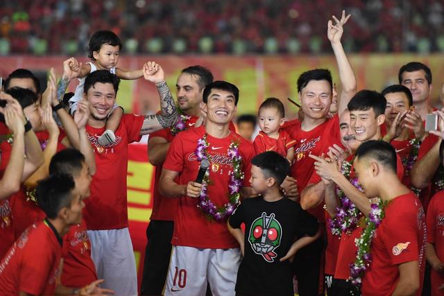 恒大队长至少再踢两年 或独占顶级联赛冠军榜