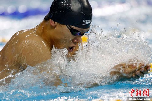 谢智勇夺50米蛙泳金牌 预赛隐藏过头险未进决赛