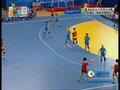 视频：女子手球裁判示意中国队进球无效