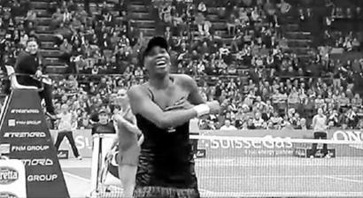 大威打表演赛肩带断裂 众目睽睽下险<em>露点</em>(图)_