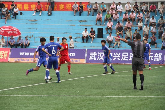 亚足联中国展望城市联赛决赛 武汉宏兴获冠军