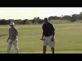 视频：奥胖巴克利打高尔夫 胜者获得粉色内裤