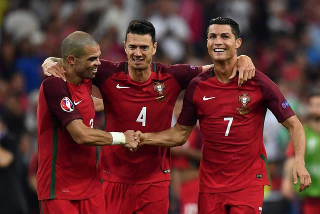 欧洲杯快递-葡萄牙点球淘汰波兰 C罗率队晋级