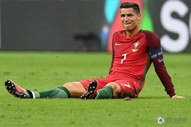 骆明:C罗是否该拿金球奖?是否该冠军万岁?