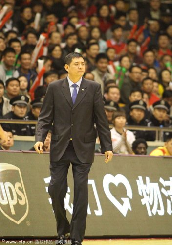 巩晓彬无谓失误太多广东防守改变措手不及