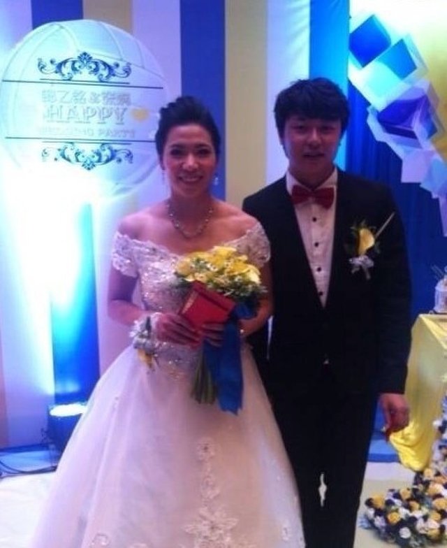 女排自由人张娴低调结婚