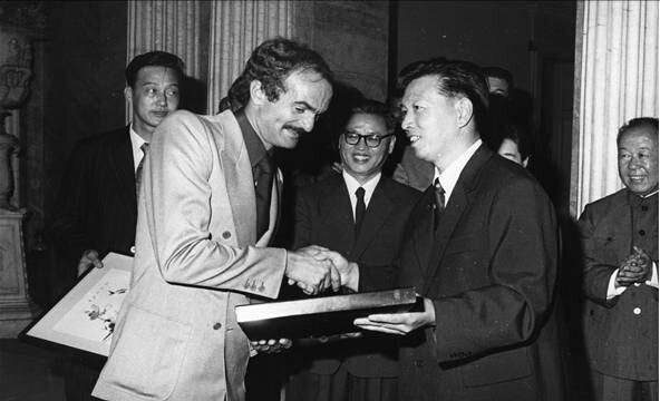 ���¹����״ηû������������˽�Ե�й���ҽ