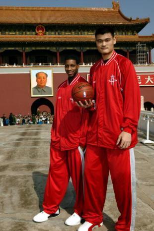他是中国赛第一传奇 竟比肩乔丹碾压科比詹皇