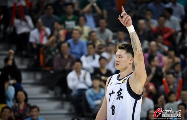 CBA-辽宁逆转擒广东11连胜