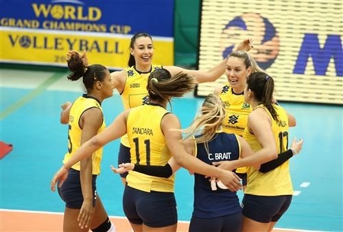 <em>女排大冠军杯</em>-巴西两连胜领跑 美国3-1胜日本_