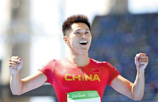 谢震业美国赛跑出9秒91夺冠 苏炳添跑出9秒9