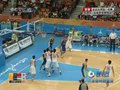 视频：男篮小组赛 张兆旭连续抢得前场篮板