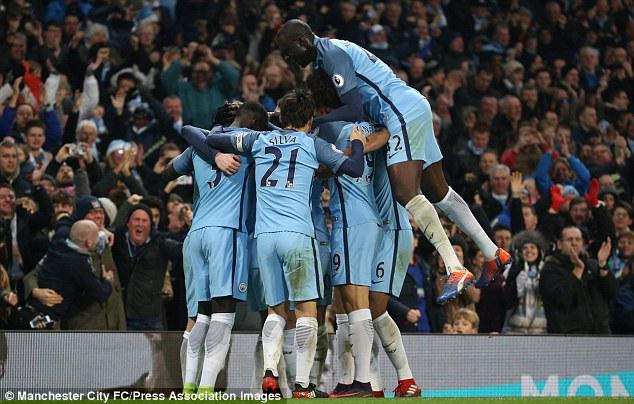 蓝军圣诞赛程大利 红军曼城44小时内连战两场