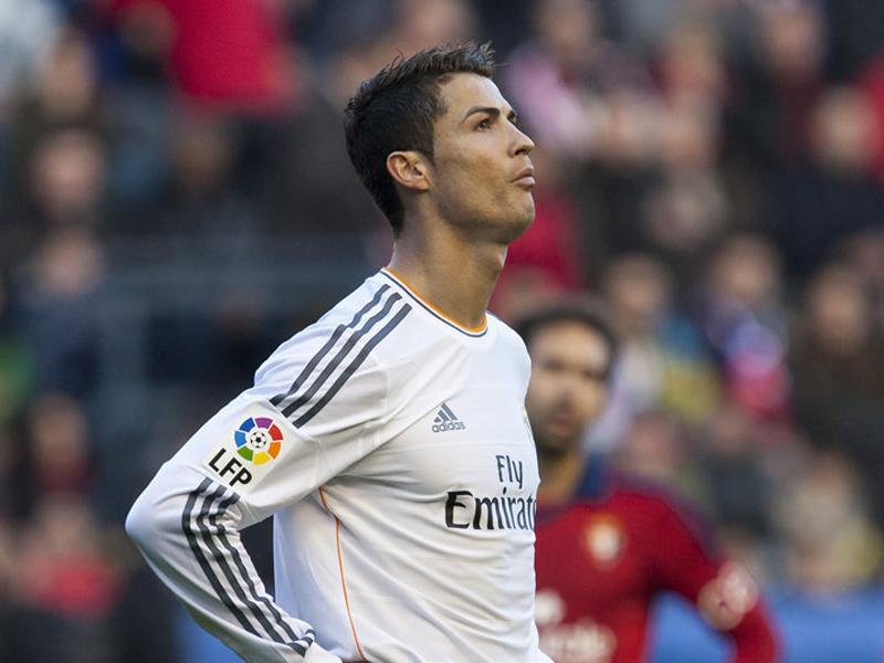 C罗集锦:过人突破送助攻 皇马头牌无奈憾平