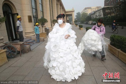 口罩 婚纱图片