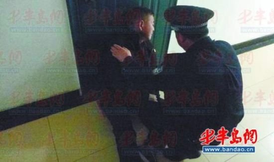 ������20����Ů���ѹ��� ���޷�����Ѱ��(ͼ)