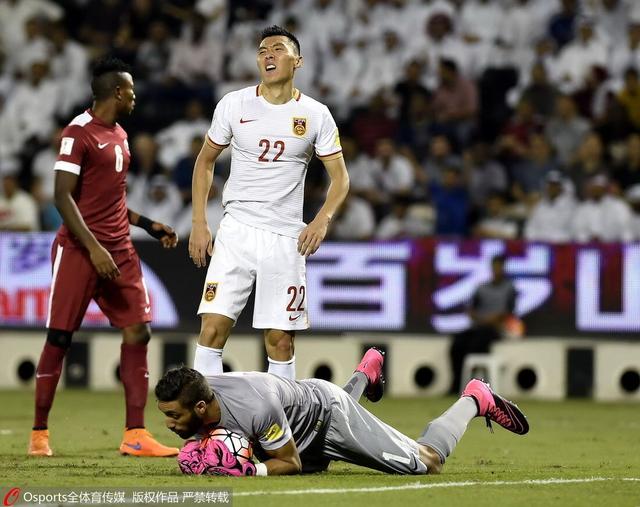 世预赛- 国足0-1卡塔尔 跌至第三 吉翔乌龙助攻_