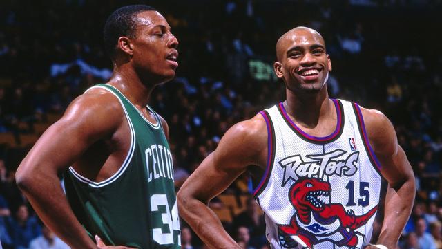 两条命运轨迹的璀璨碰撞 皮尔斯退役了他还在