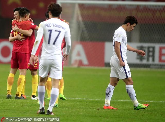 韩球迷：输中国比输日本还耻辱 都游回韩国吧