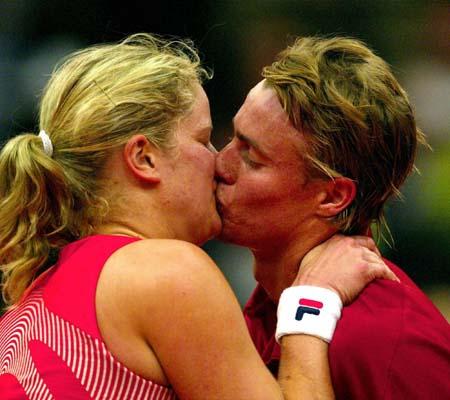 高尔夫王者再订婚修成正果? 看看那些悔婚者