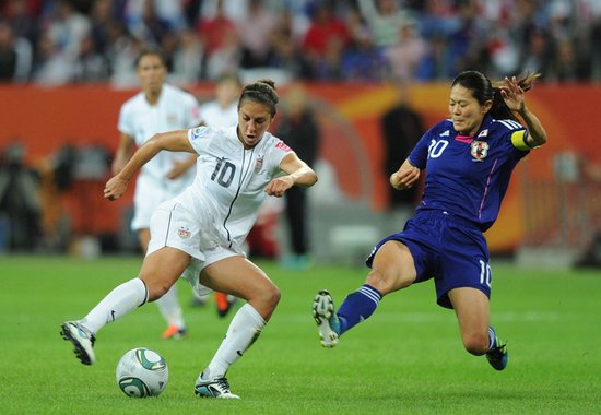 半场-美国女足0-0日本 美国狂轰12脚仅1射正