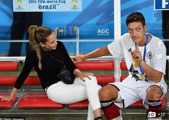 厄齐尔低迷真因曝光:当小三被抓现行遭痛斥