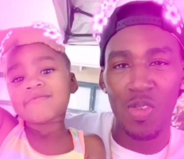 亚当斯晒视频为爱女庆生:很快就能够回家了