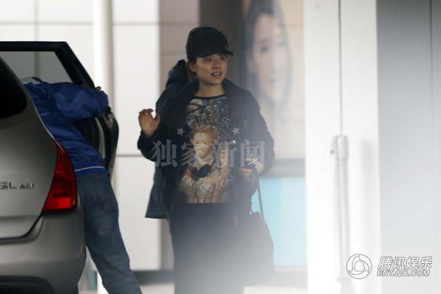 刘璇真怀孕了!体操女皇肚大如箩孕相明显(图)