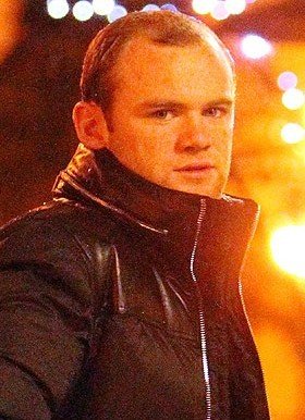 鲁尼远赴美国并非为疗伤下榻脱衣俱乐部附近