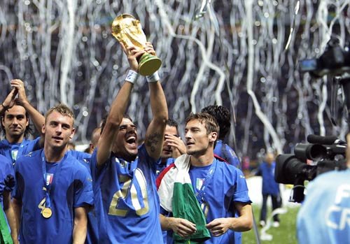 致敬!意大利2006世界杯夺冠英雄宣布退役