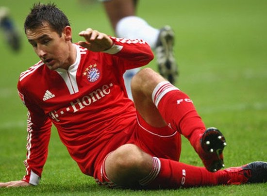 拜仁欲续约克洛泽两年 德主力前锋望终老安联