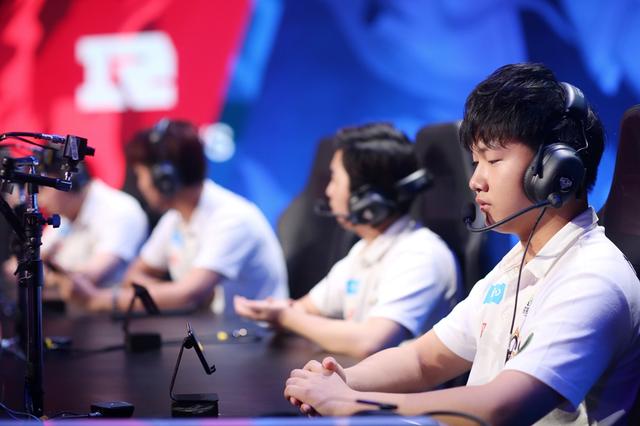 QGHappy破RNG.M宣告王者回归 Gemini:给对手5分_体育_腾讯网