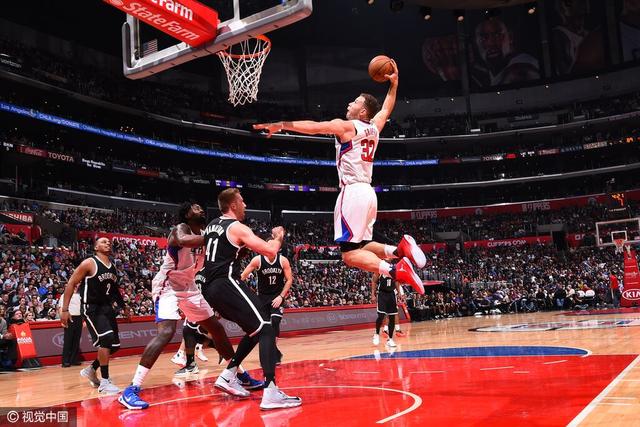 15日战报：哈登单节23分击溃76人 雷霆吞4连败