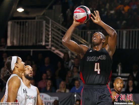 博尔特篮球也可以 NBA赛场牙买加人照样抢戏