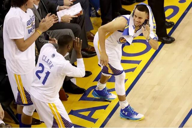 都爱勇士!总决赛G1收视率创纪录 超去年首战