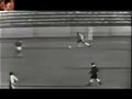 视频：球王贝利世界杯第7球 盘带过七人破门