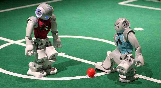 机器人也有运动会? 机器人运动大赛在鲁举行 - 棋牌竞技_华体网