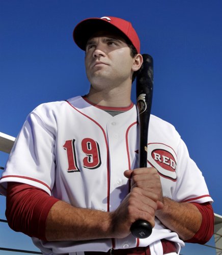 凯恩续约巨人5年 MVP一垒手超2亿合约留红人