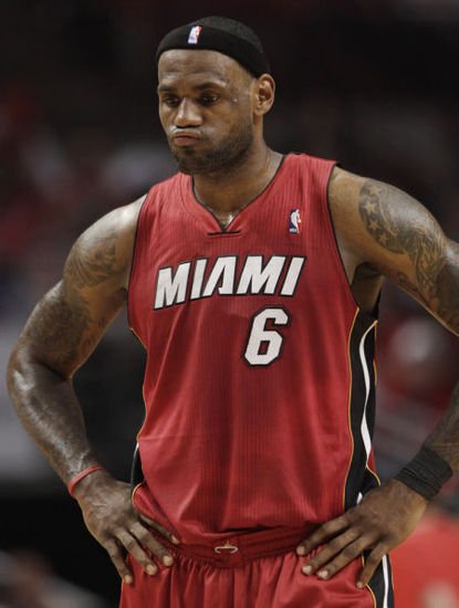 詹姆斯已拒演好莱坞电影欲整夏苦练挽回名声