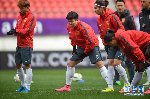 女足vs意大利首发:赵丽娜镇龙门 马晓旭冲锋