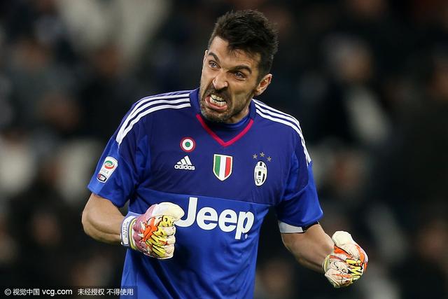 20年!布冯还是最好的那一个 16岁的他膜拜