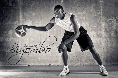 扣姚明死敌 被赞无解猛兽一战降服马刺_NBA_